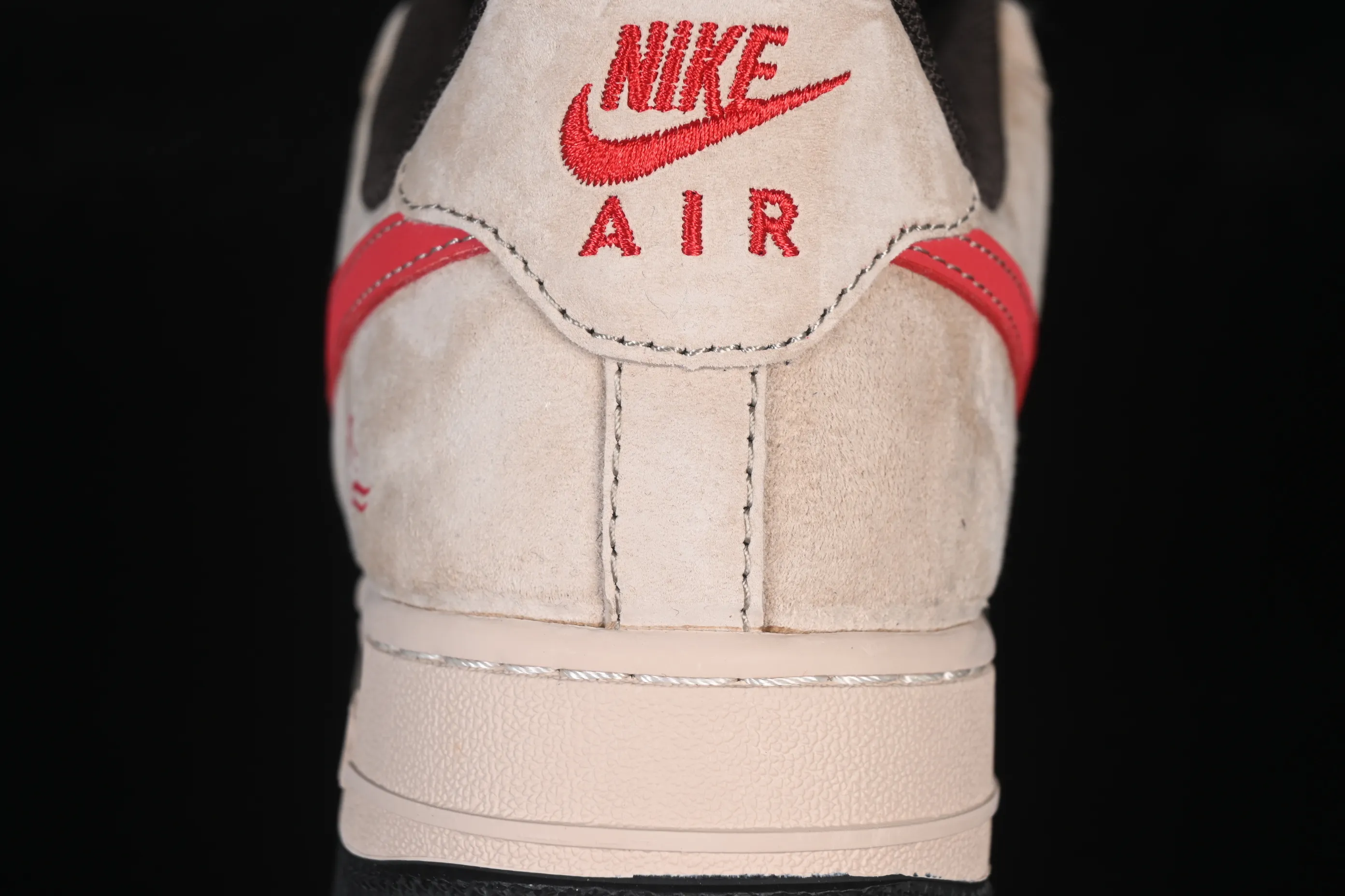 All Categories Nk Air Force 1 Air Force Series Nk Air Force 1 Low Air Force Low Nike Air Force 1'07 Low Year of the Horse Limited Light Khaki Air Force One Low Casual Shoes XD0028-020